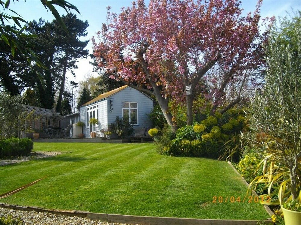 Фото Birch House B&b