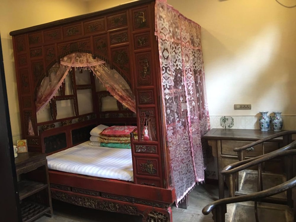 Фото Pingyao Hongyuyuan Inn