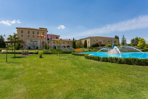Внешний вид отеля Hotel Finca Torremilanos в Аранда-де-Дуэре, фото 3