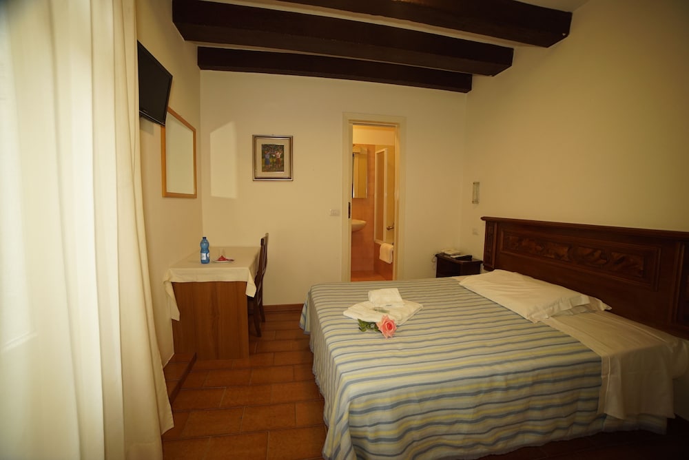 Фото Hotel Canada Venezia