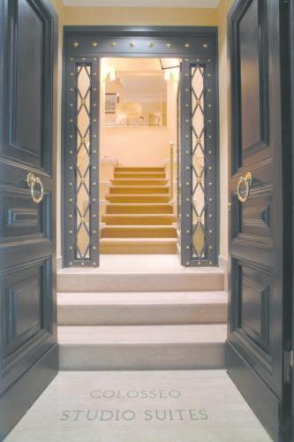 Фото Colosseo Studio Suites