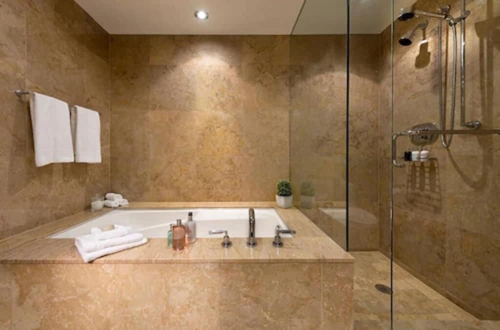 Фото SoHo Hotel Toronto