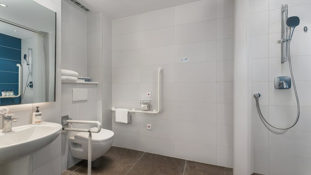 Фото Holiday Inn Express Kunming West, an Ihg Hotel