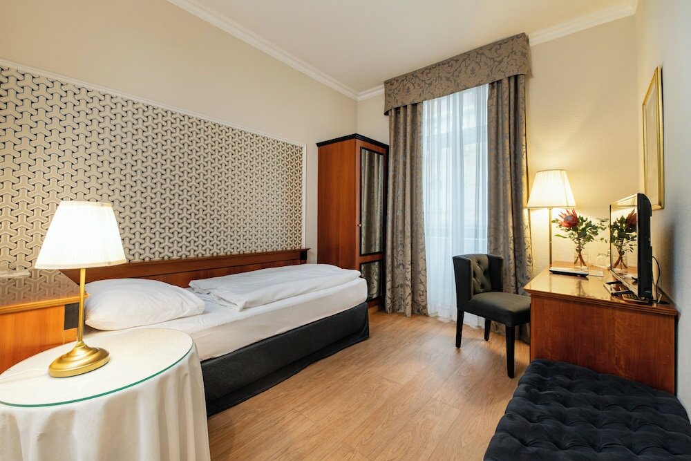 Фото Hotel Kaiserhof