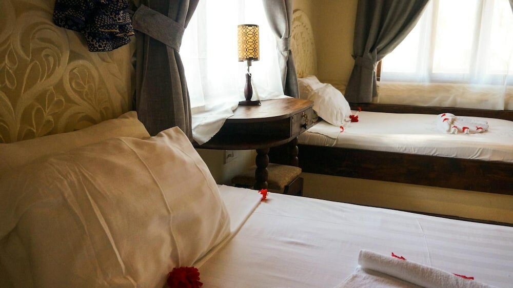 Фото Smiles Beach Hotel