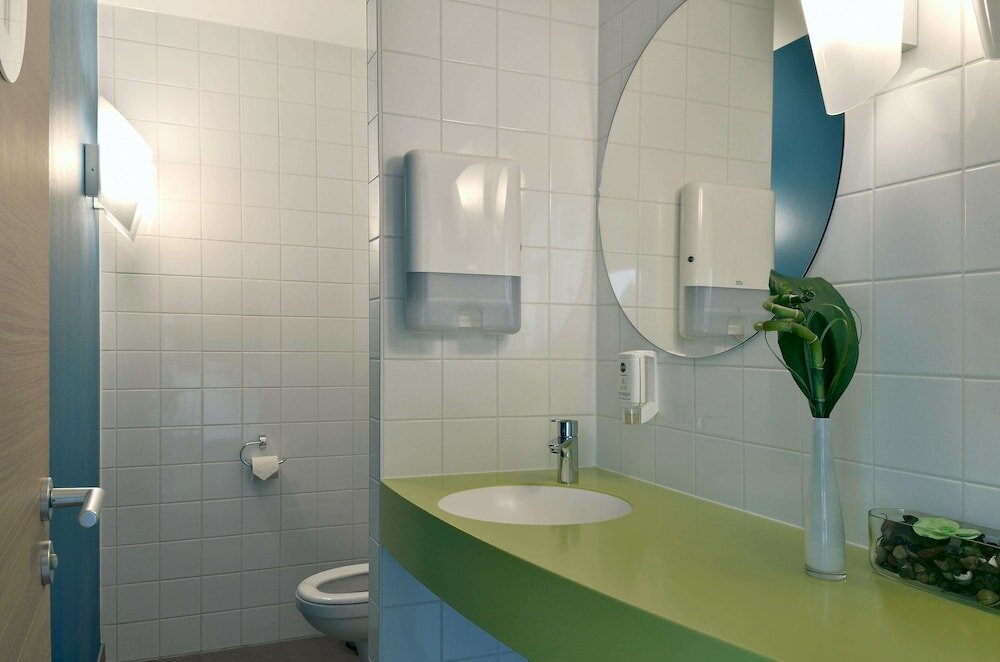 Фото B&b Hotel Paderborn