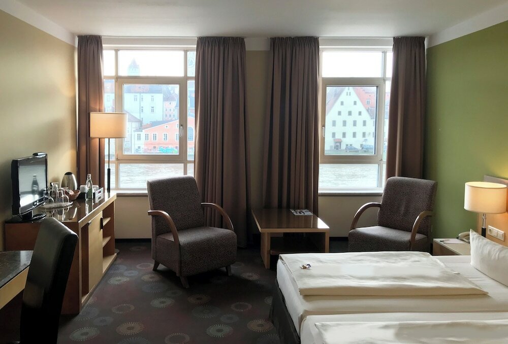 Фото Sorat Insel Regensburg