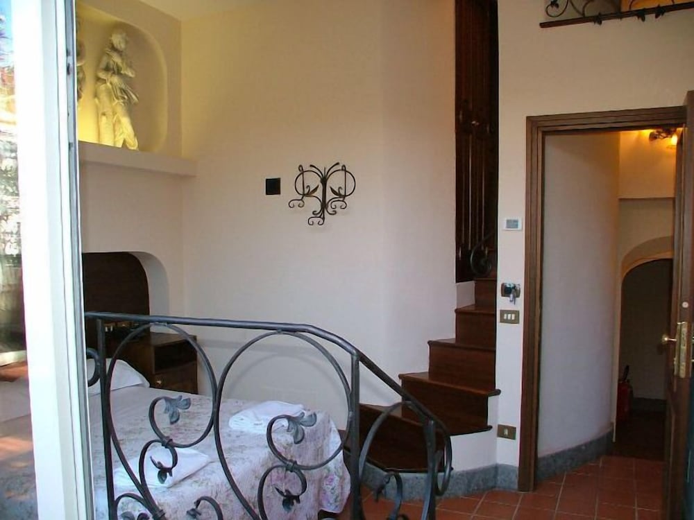 Фото Okapi Rooms