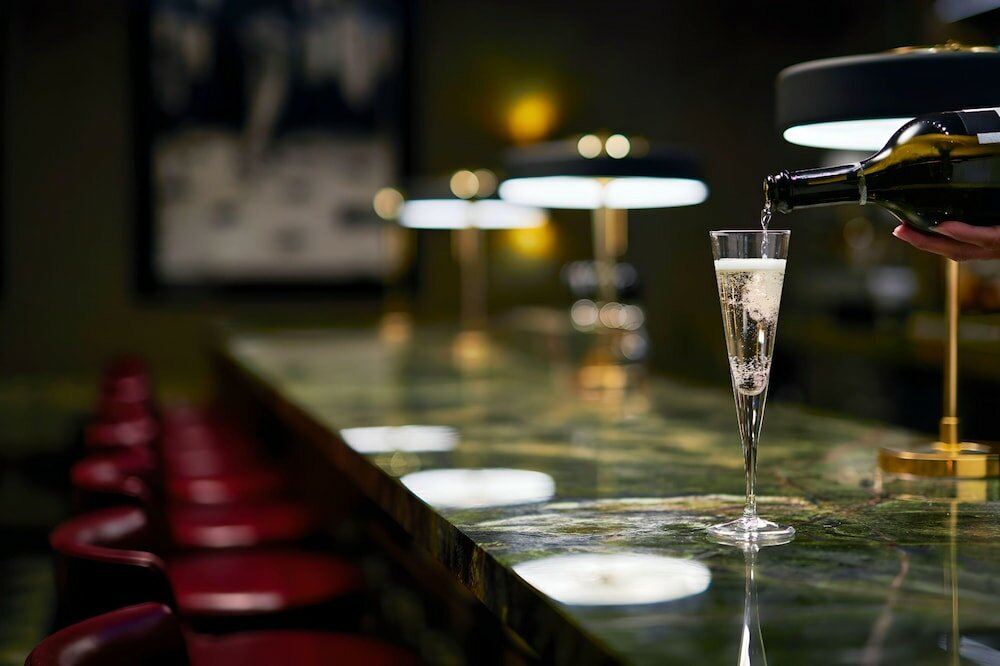 Фото The Hazelton Hotel