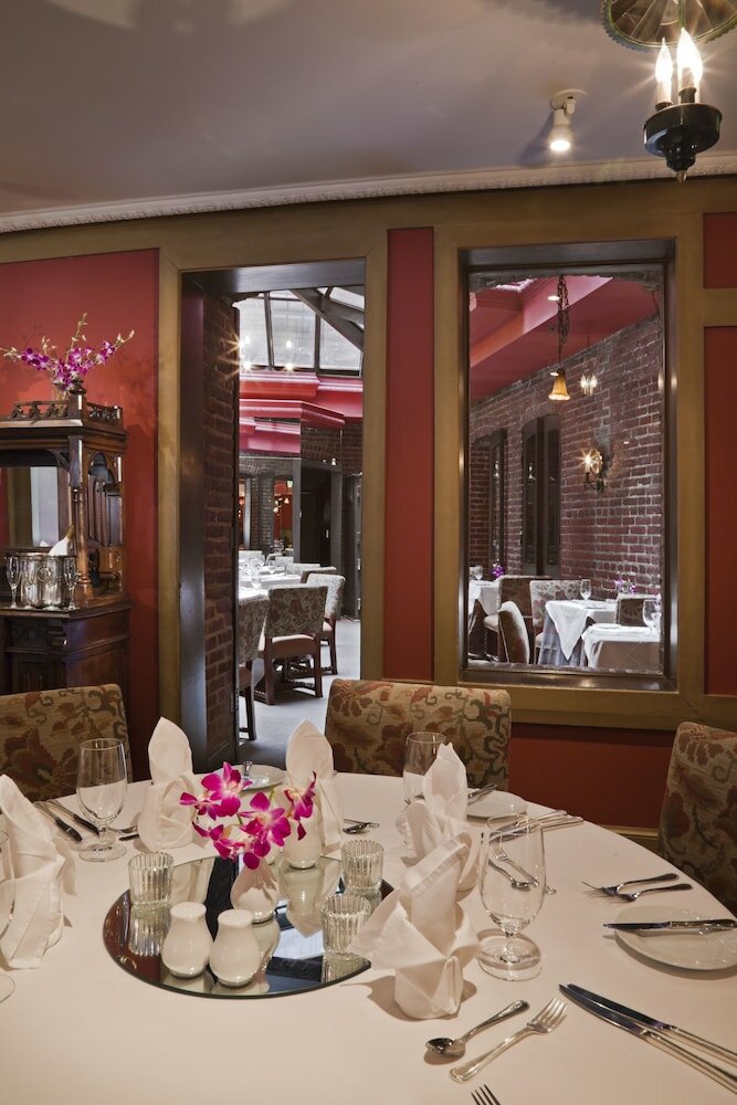 Фото The Henley Park Hotel