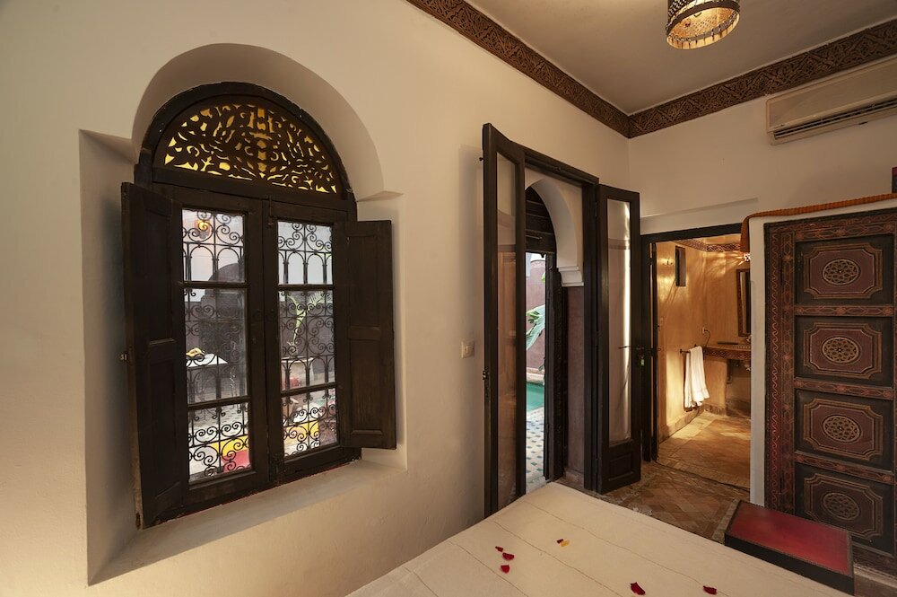 Фото Riad Khabia
