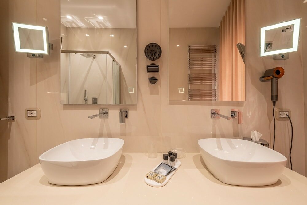 Фото Oriana Suites Verona