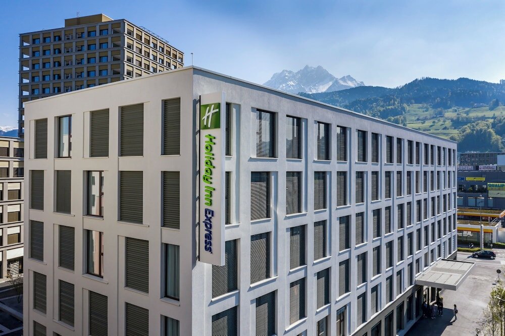 Фото Holiday Inn Express Luzern - Kriens, an Ihg Hotel