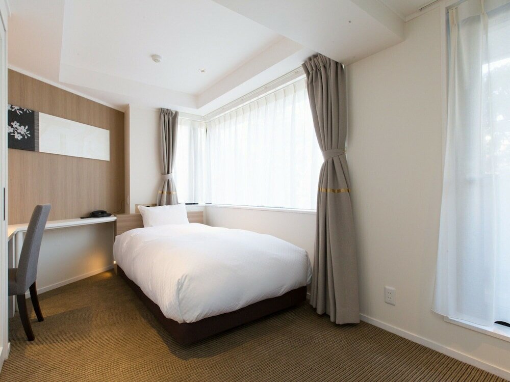 Фото Hotel Shiki Utsubo Park