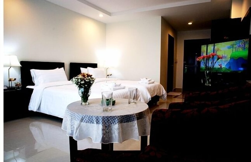 Фото Soi 2 inn Pattaya