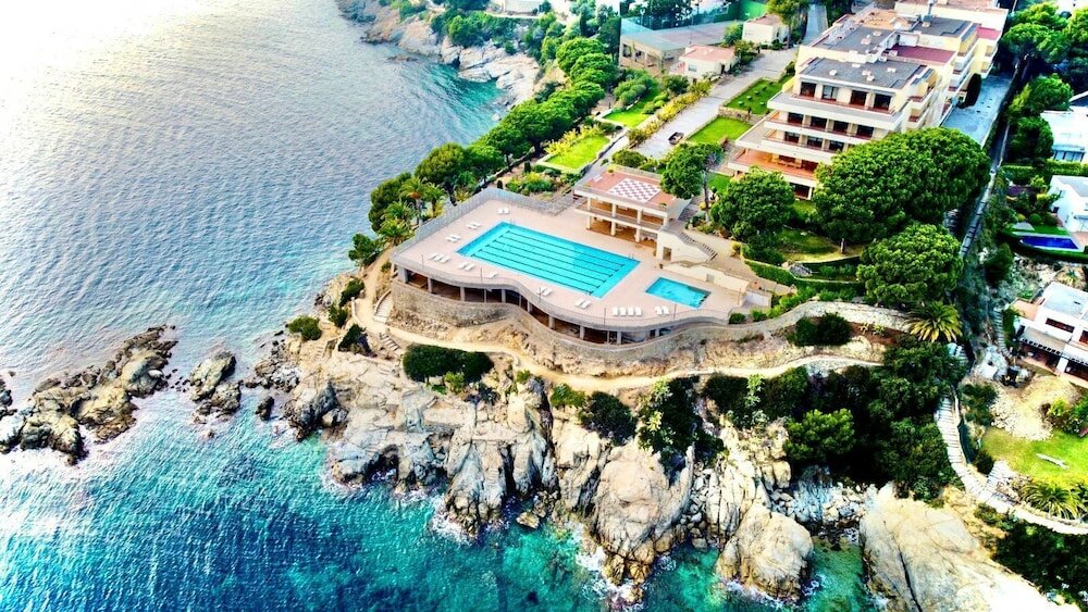 Фото Almadraba Park Hotel