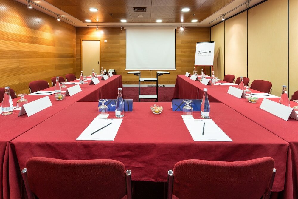 Фото Radisson Blu Hotel, Lisbon