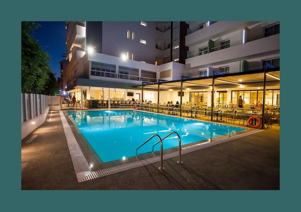 Фото Pefkos City Hotel