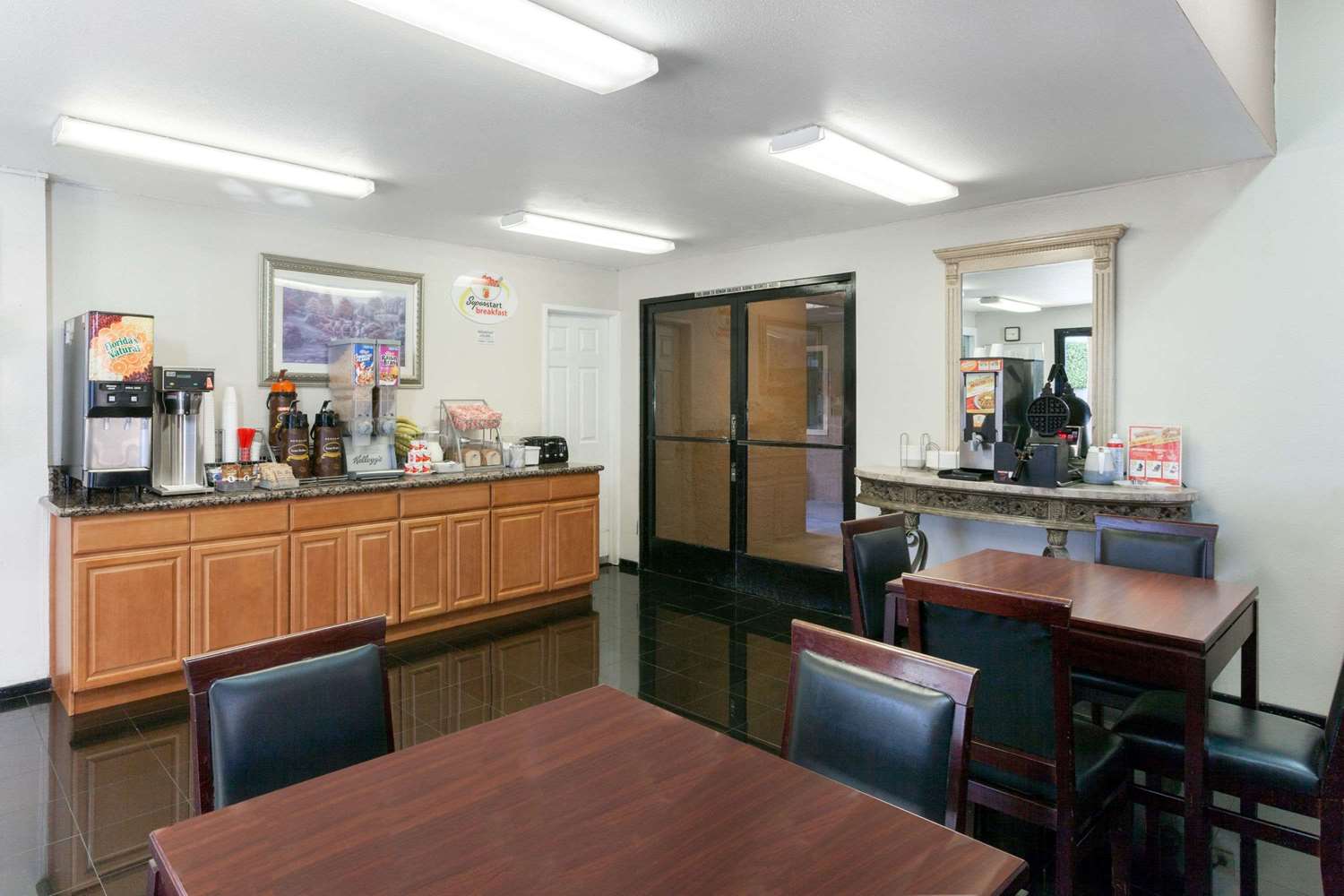 Фото Hotel Hidden Valley