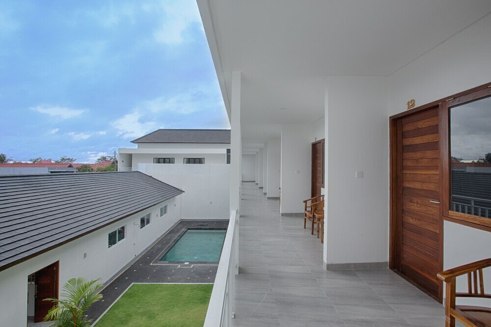 Фото Maisaba Canggu Hotel & Coworking Space