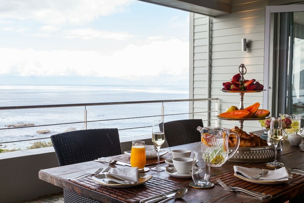 Фото Tintswalo Boulders