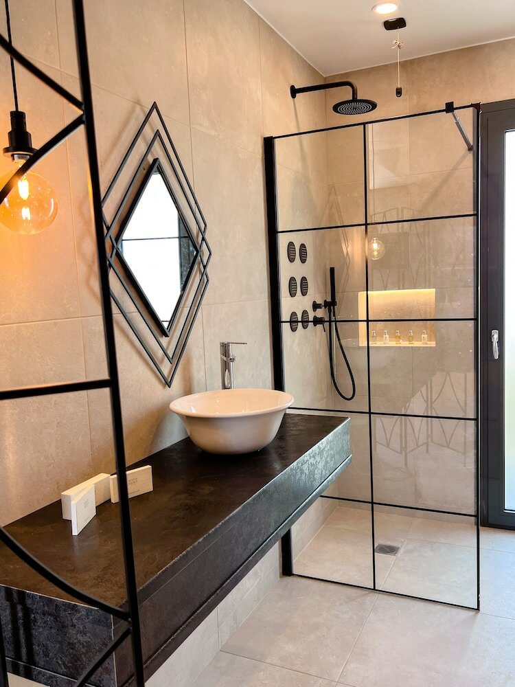 Фото Royalty Suites Psyrri