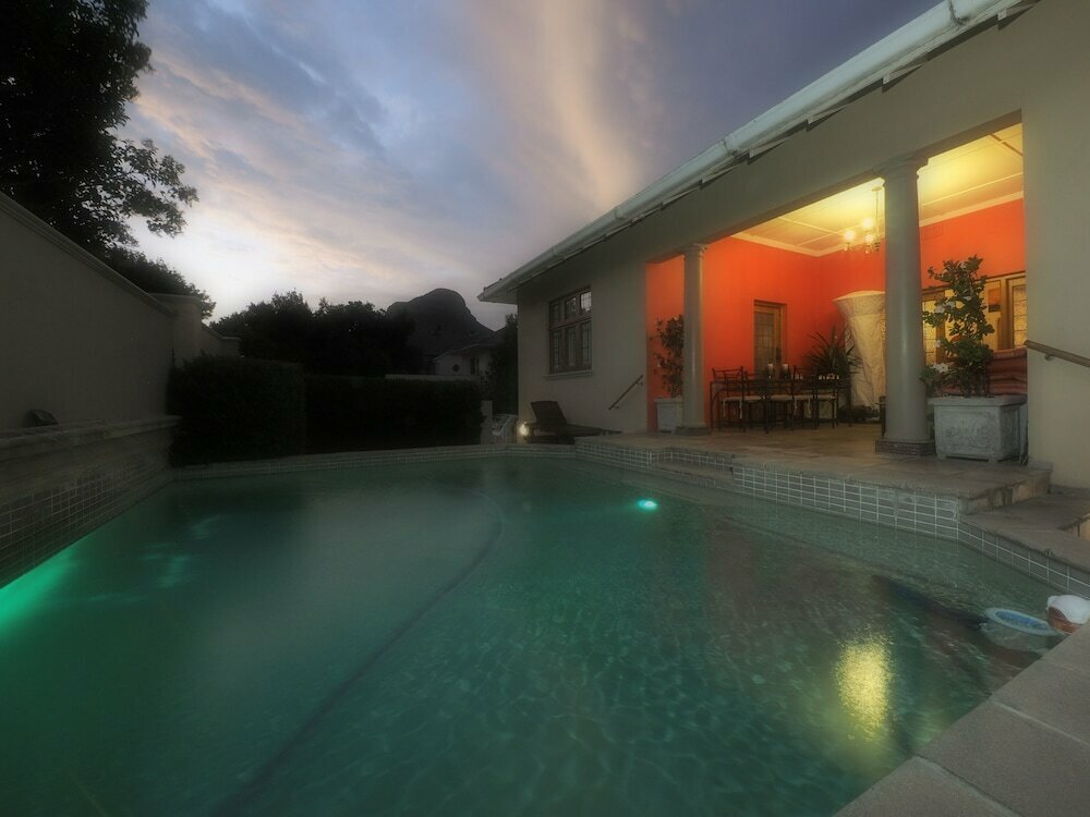 Hotel Redbourne Hilldrop B&b, Capetown, photo