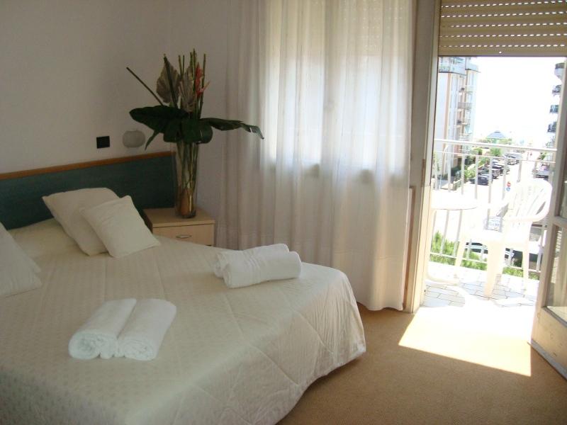 Фото Hotel Emperador