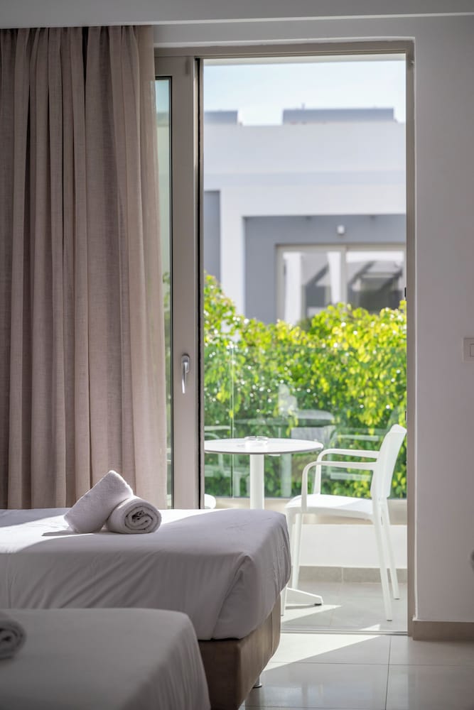 Фото Apollon Windmill