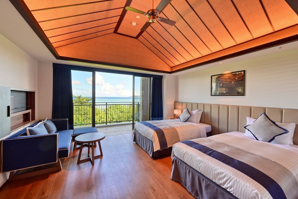 Фото Fusaki Beach Resort Hotel & Villas