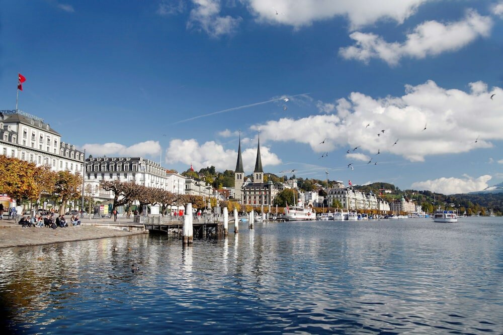 Фото Hotel Schweizerhof Luzern