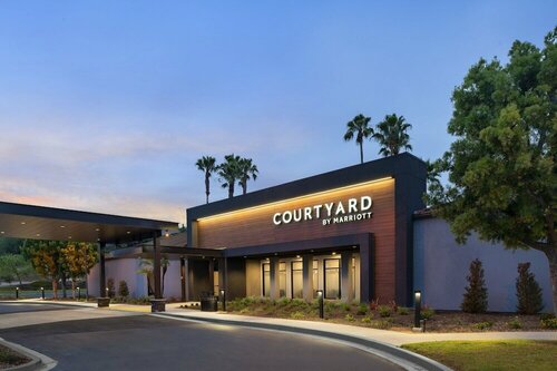 Гостиница Courtyard by Marriott La Hacienda Heights/Orange County в Бреа