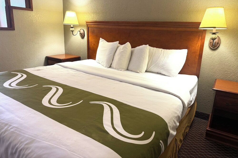 Фото Homegate Studios & Suites San Antonio Fiesta Park