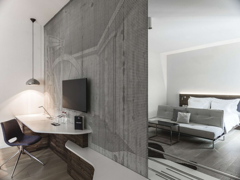 Фото Radisson Collection Hotel Old Mill Belgrade