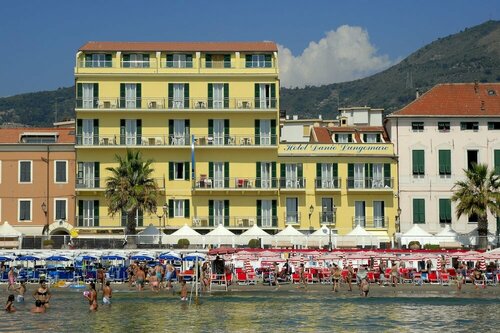 Гостиница Hotel Danio Lungomare в Алассио