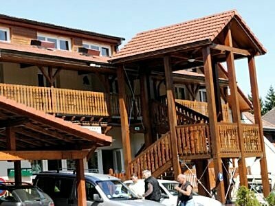 Гостиница Hotel-Restaurant Espace Squash 3000 в Мюлузе