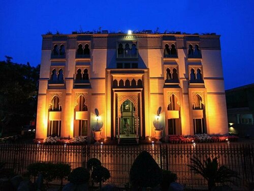 Гостиница Heritage Luxury Suites- All Suite hotel в Лахоре