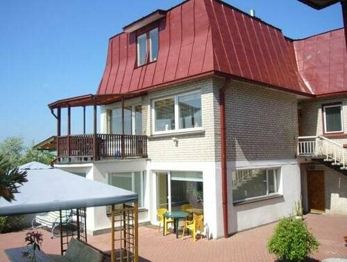 Гостиница Family House в Каунасском уезде