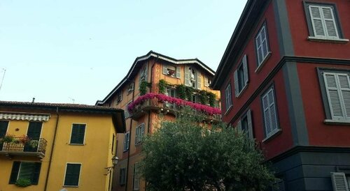Гостиница Queen House Cernobbio в Черноббьо