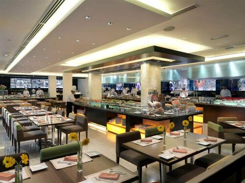 Гостиница Concorde Hotel Kuala Lumpur в Куала-Лумпуре