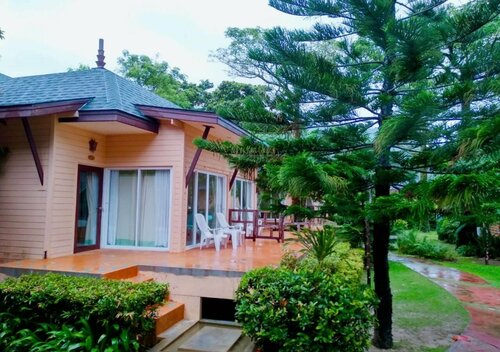 Гостиница Coconut Beach Resort в Ко Чанге