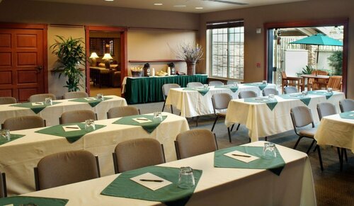 Гостиница Larkspur Landing Sunnyvale - An All-Suite Hotel в Саннивейле