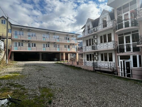 Дом в аренду Rich House в Небуге