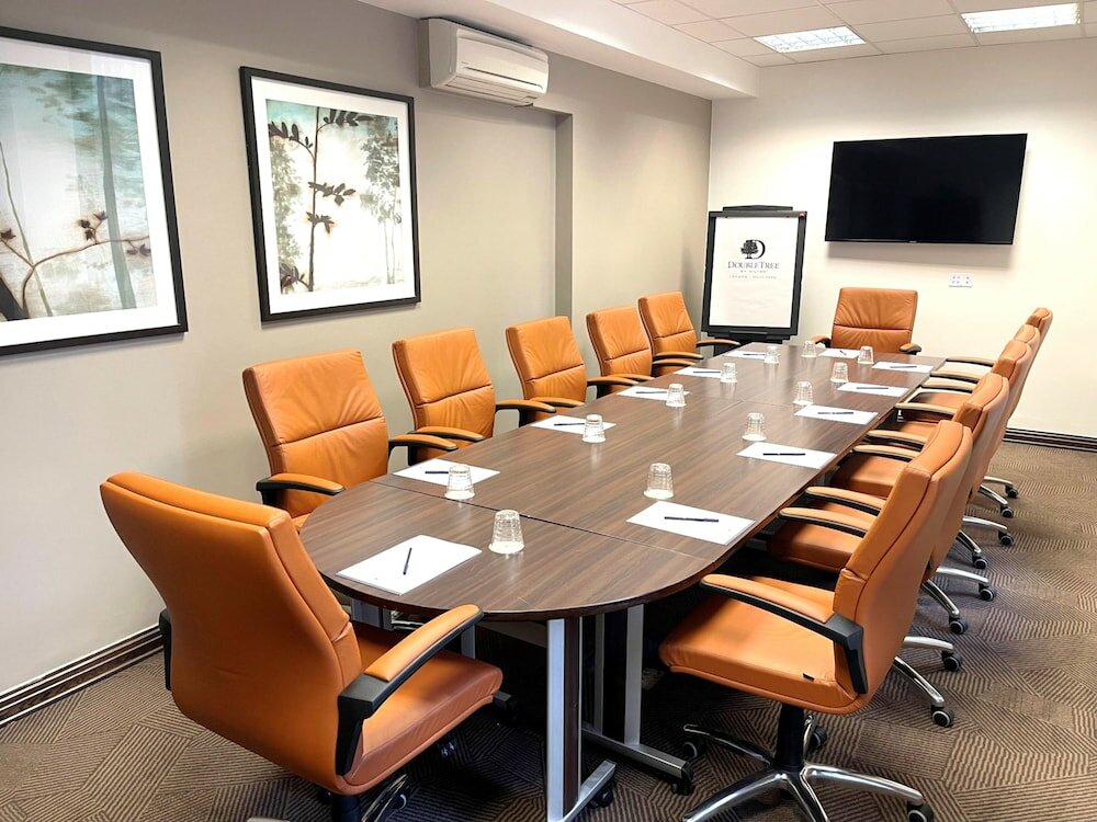 Фото DoubleTree by Hilton London - Hyde Park