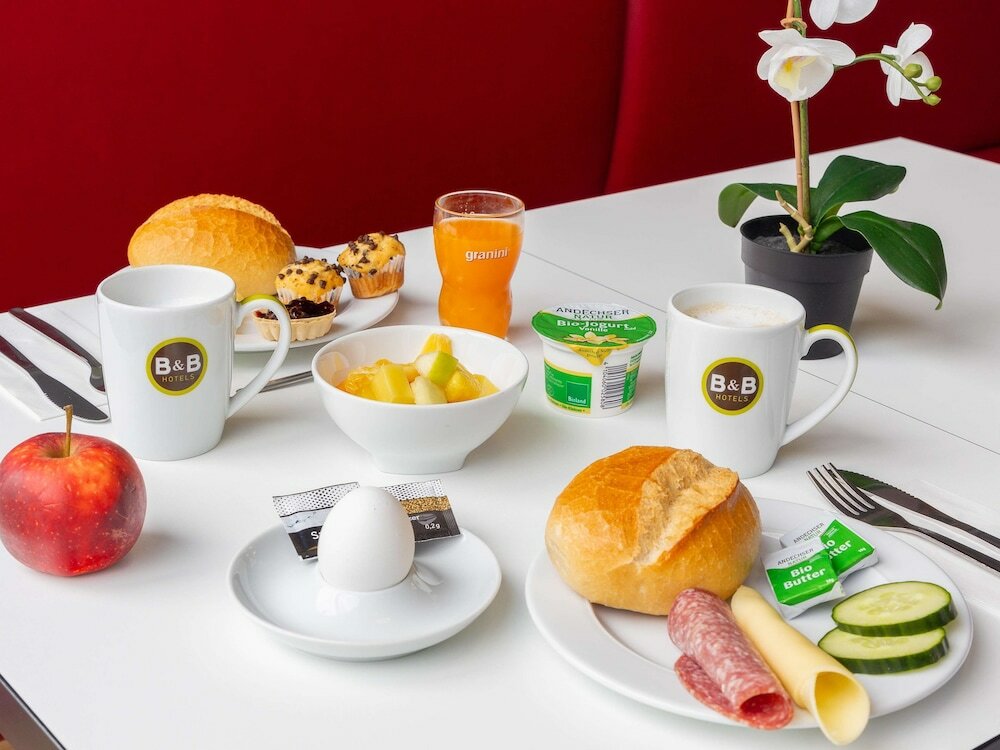 Фото B&b Hotel Düsseldorf-Mitte