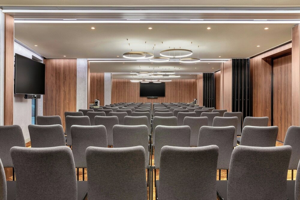 Фото Renaissance Amsterdam Hotel