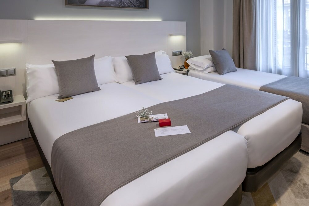Фото Serhs Carlit Boutique Hotel