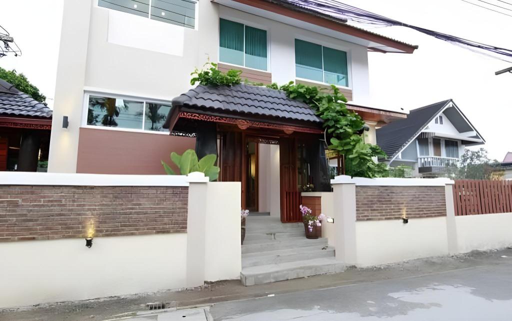 Фото Baan Baramee House