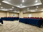 Holiday Inn Express & Suites Pasadena - Los Angeles