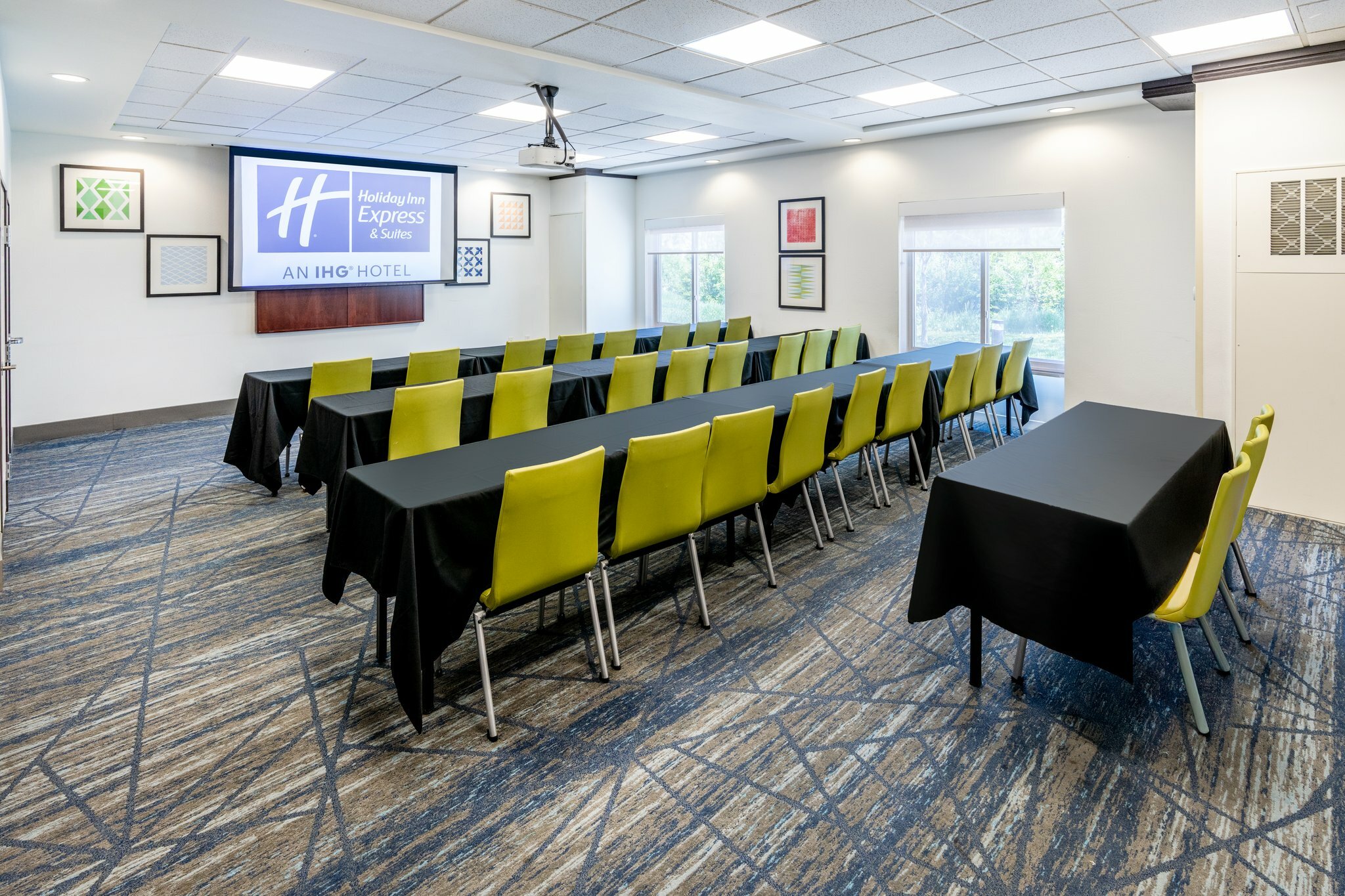 Фото Holiday Inn Express Hotel & Suites Denver North - Thornton, an Ihg Hotel